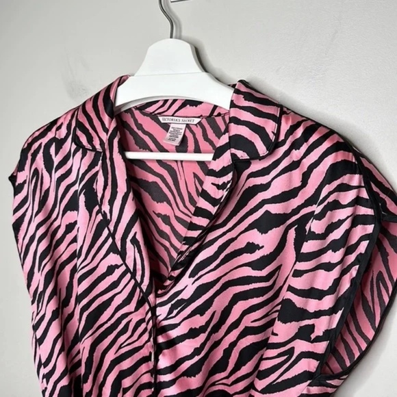 Victoria’s Secret Satin Pink Zebra Print Sleep Romper - Picture 2 of 12